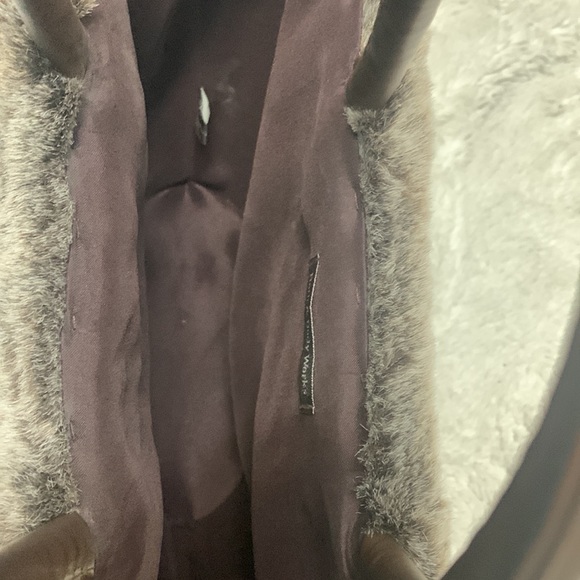 Bath&Body Works Basket with Faux Fur Trim - Picture 4 of 4